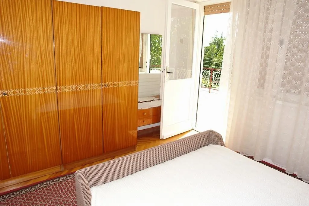 Lovely Apartment In Crikvenica With Wifi