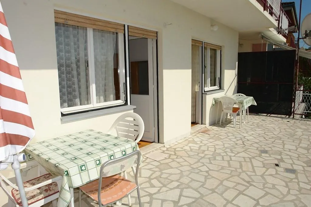 Lovely Apartment In Crikvenica With Wifi
